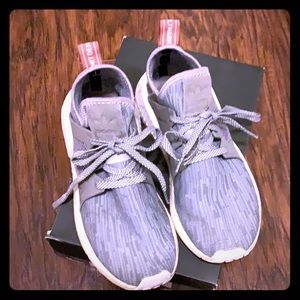 Adidas NMD XR1 gray pink
